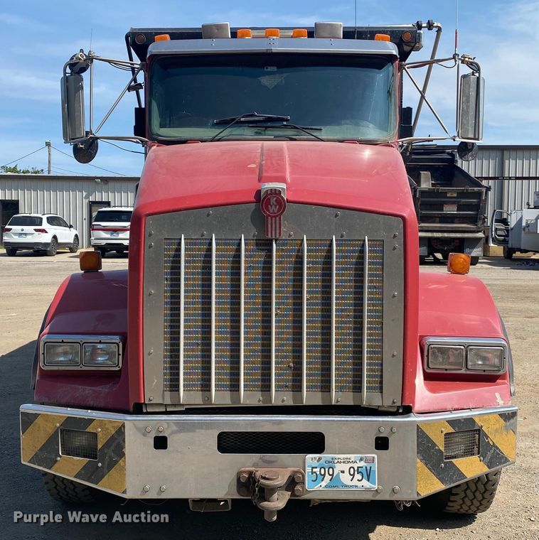 image for item DK6392 2006 Kenworth T800  dump truck