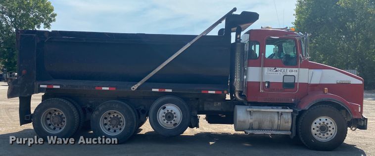 image for item DK6392 2006 Kenworth T800  dump truck