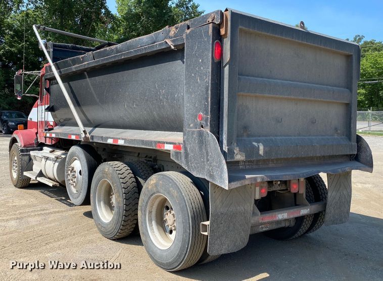 image for item DK6392 2006 Kenworth T800  dump truck