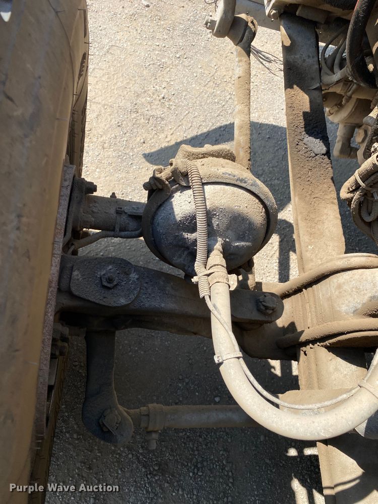 image for item DK6392 2006 Kenworth T800  dump truck