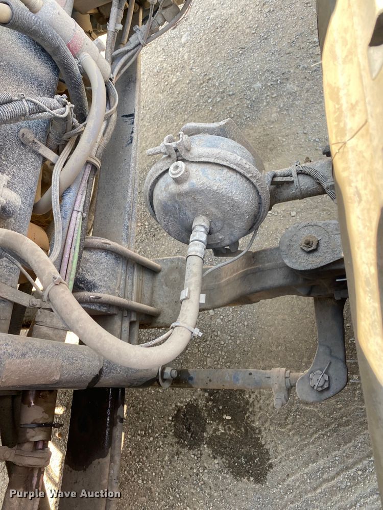 image for item DK6392 2006 Kenworth T800  dump truck