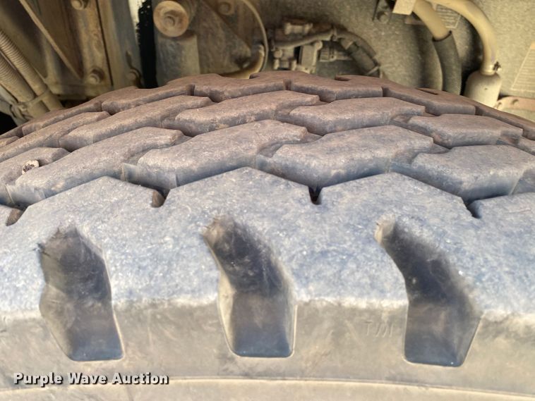 image for item DK6392 2006 Kenworth T800  dump truck