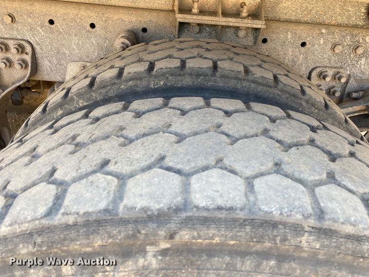 image for item DK6392 2006 Kenworth T800  dump truck