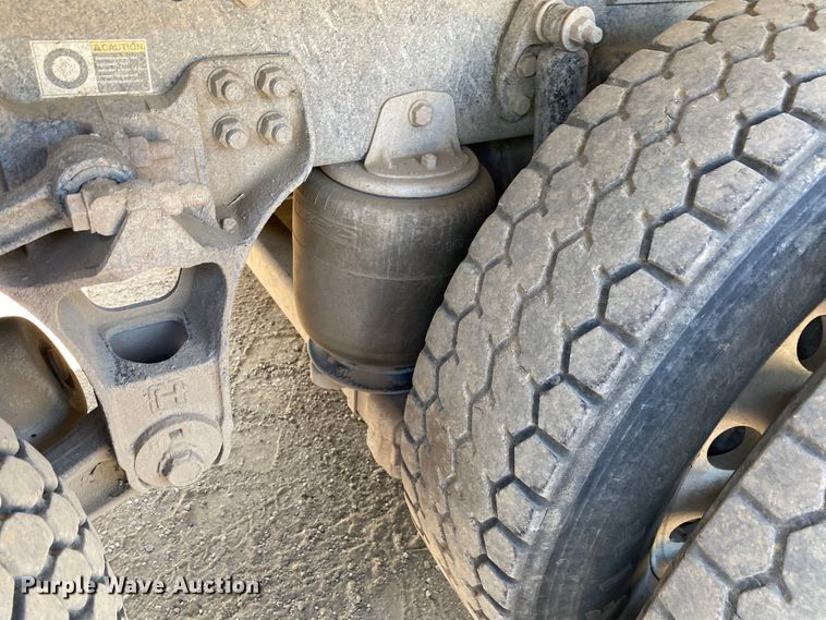 image for item DK6392 2006 Kenworth T800  dump truck