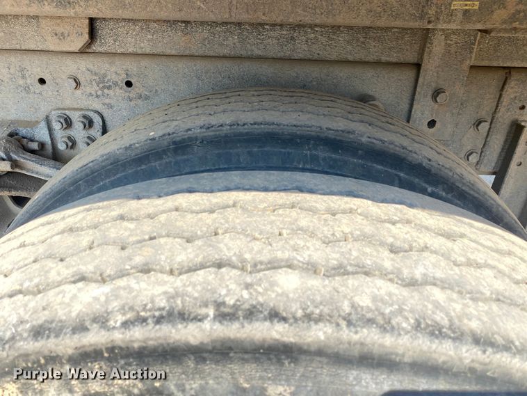 image for item DK6392 2006 Kenworth T800  dump truck