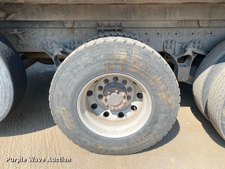 image for item DK6392 2006 Kenworth T800  dump truck