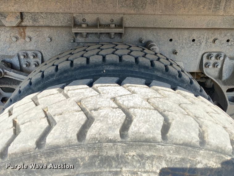 image for item DK6392 2006 Kenworth T800  dump truck