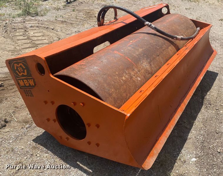 image for item DK6396 MBW 9958  skid steer roller