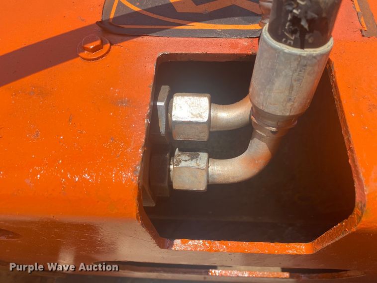 image for item DK6396 MBW 9958  skid steer roller