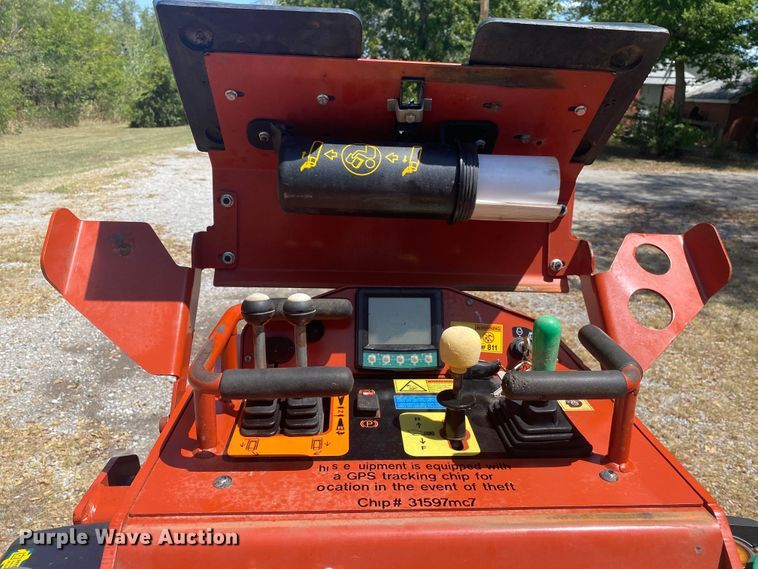 image for item DK6397 2015 Ditch Witch SK850  compact utility loader