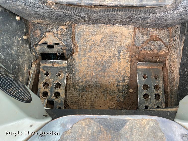 image for item DK6398 2016 Bobcat T650  tracked skid steer loader