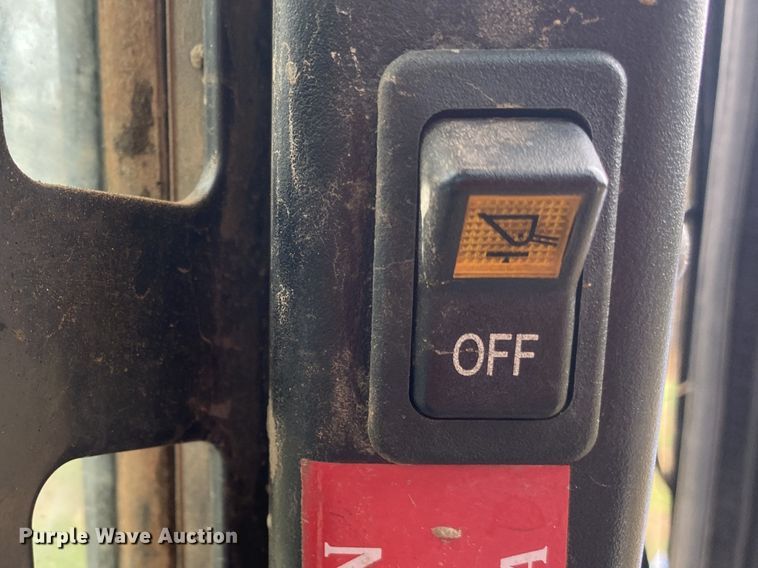 image for item DK6398 2016 Bobcat T650  tracked skid steer loader