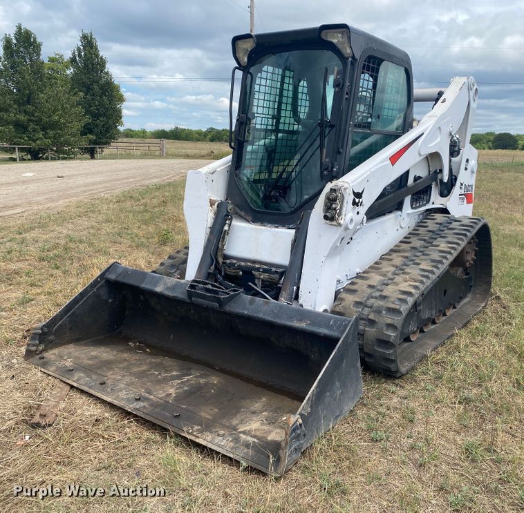 image for item DK6405 2013 Bobcat T750  tracked skid steer loader