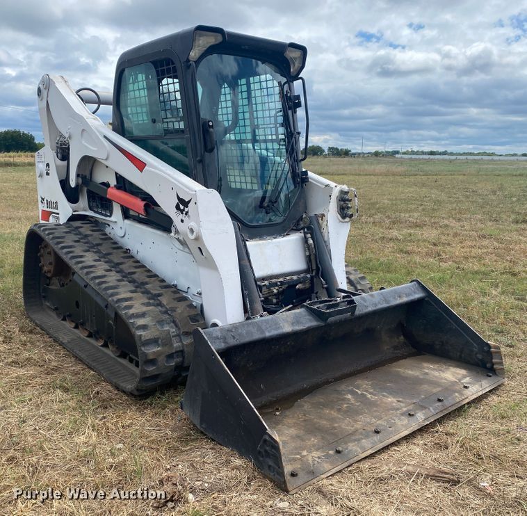 image for item DK6405 2013 Bobcat T750  tracked skid steer loader