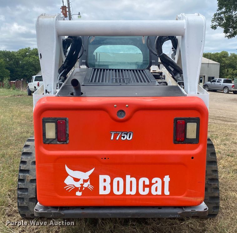 image for item DK6405 2013 Bobcat T750  tracked skid steer loader