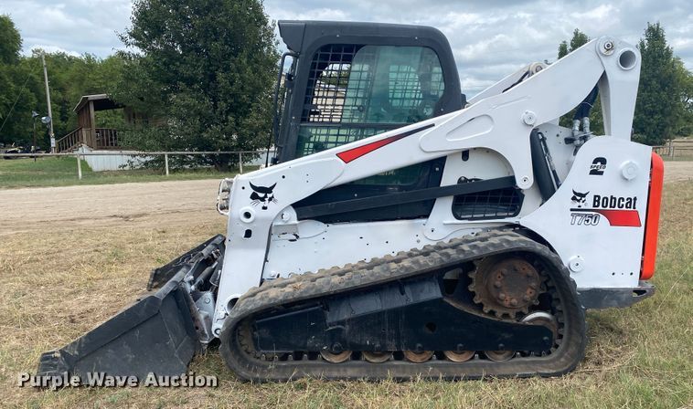 image for item DK6405 2013 Bobcat T750  tracked skid steer loader
