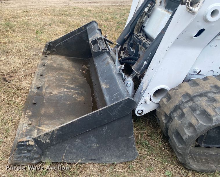 image for item DK6405 2013 Bobcat T750  tracked skid steer loader