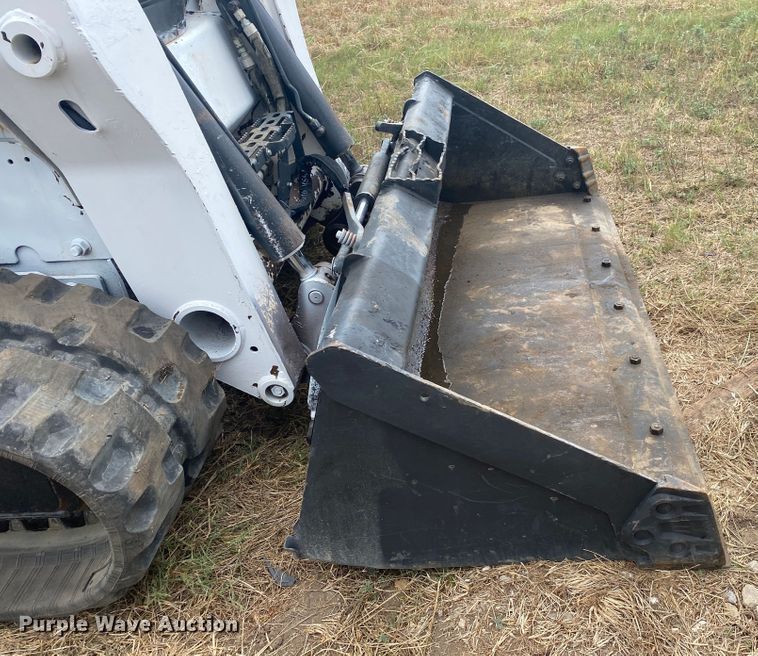 image for item DK6405 2013 Bobcat T750  tracked skid steer loader