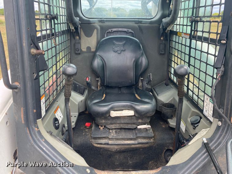 image for item DK6405 2013 Bobcat T750  tracked skid steer loader