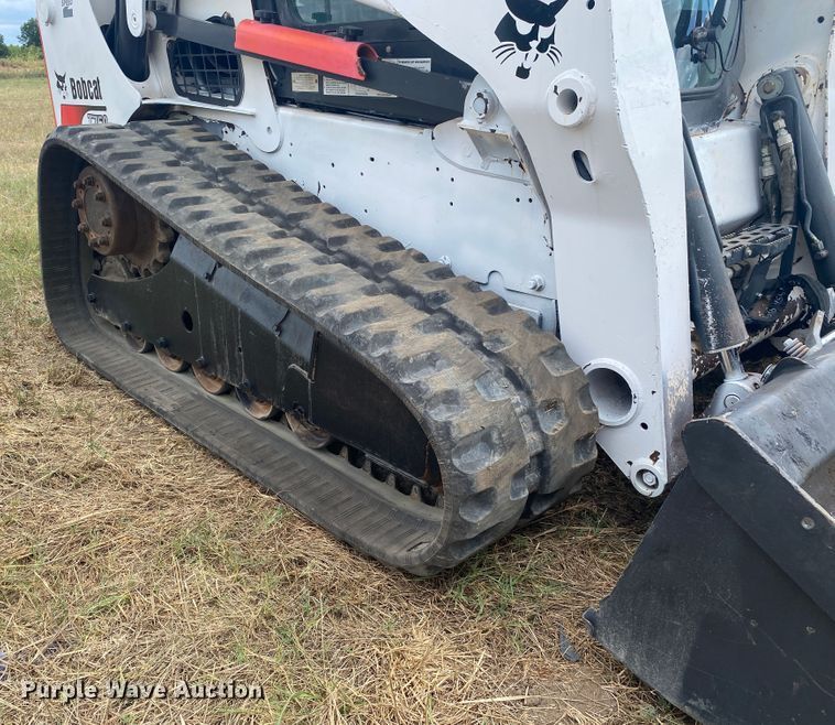image for item DK6405 2013 Bobcat T750  tracked skid steer loader
