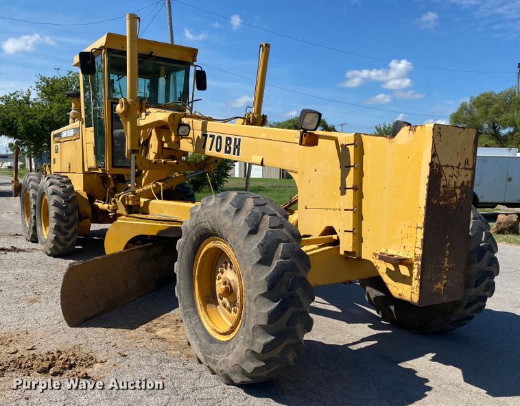 image for item DK6416 1994 John Deere 770BH  motor grader