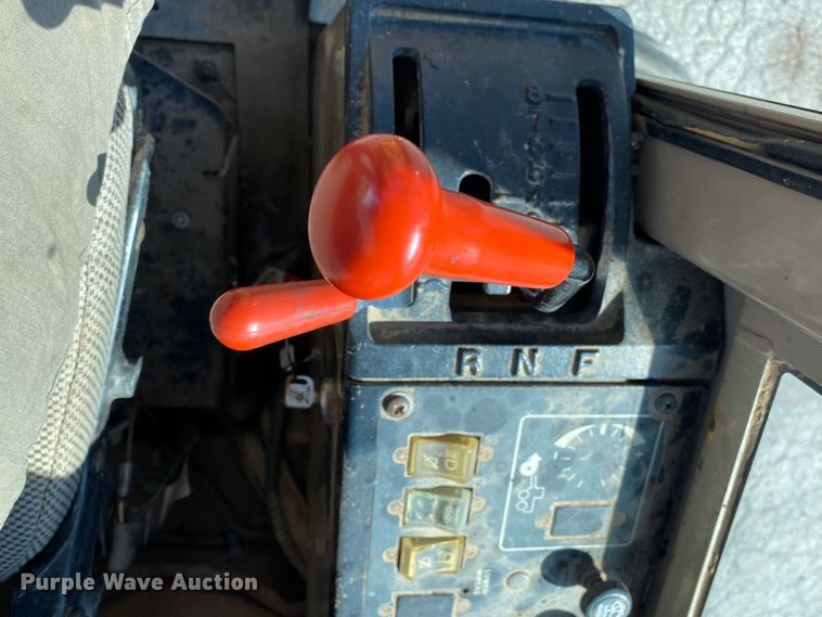 image for item DK6416 1994 John Deere 770BH  motor grader