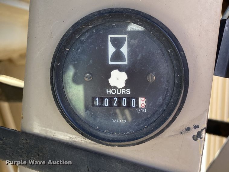 image for item DK6416 1994 John Deere 770BH  motor grader