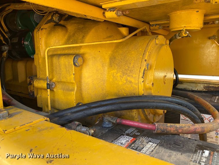 image for item DK6416 1994 John Deere 770BH  motor grader