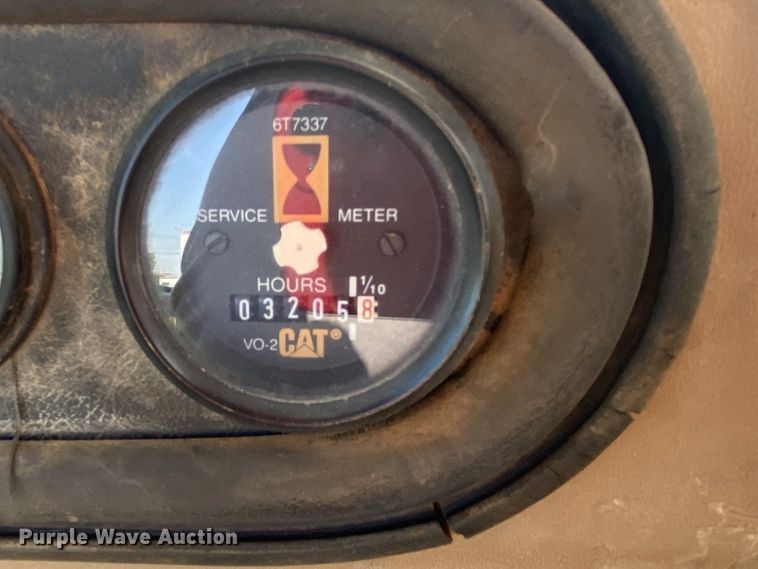 image for item DK6417 1992 Caterpillar 613C  elevating scraper