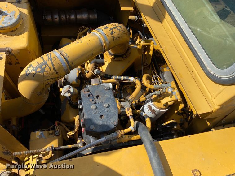 image for item DK6417 1992 Caterpillar 613C  elevating scraper