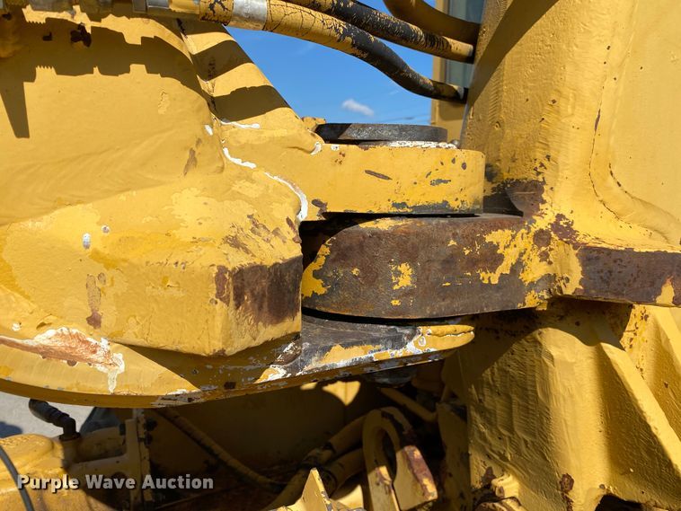 image for item DK6417 1992 Caterpillar 613C  elevating scraper