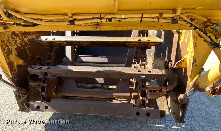 image for item DK6417 1992 Caterpillar 613C  elevating scraper