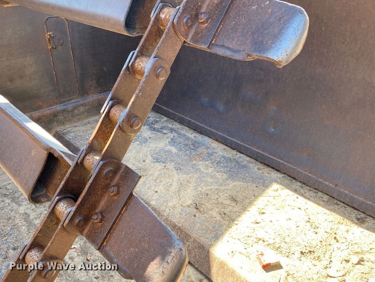 image for item DK6417 1992 Caterpillar 613C  elevating scraper