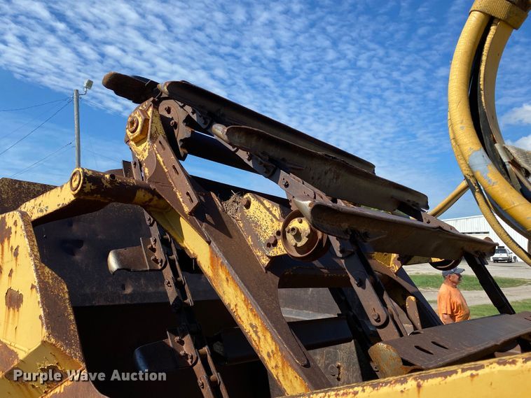 image for item DK6417 1992 Caterpillar 613C  elevating scraper