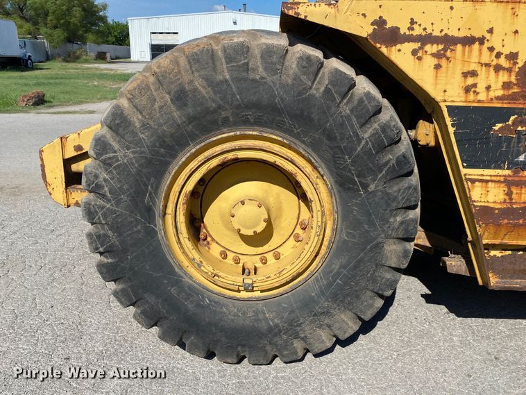 image for item DK6417 1992 Caterpillar 613C  elevating scraper