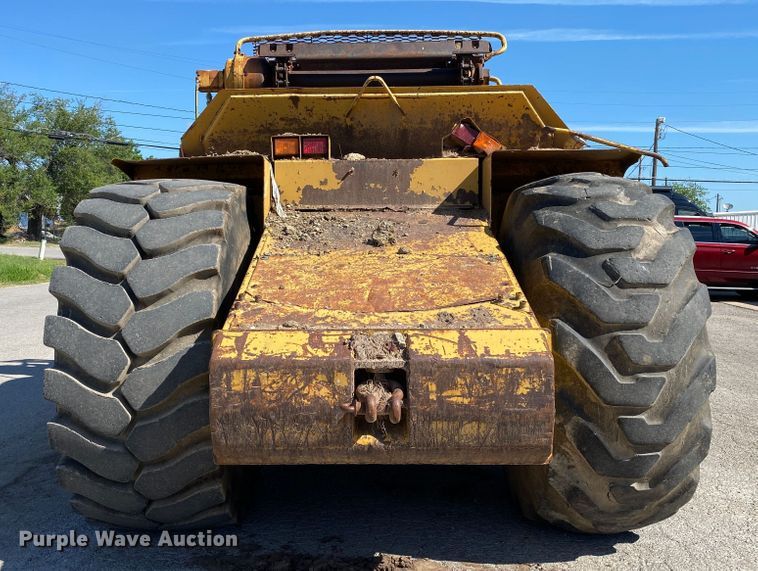 image for item DK6418 Caterpillar 615C  elevating scraper