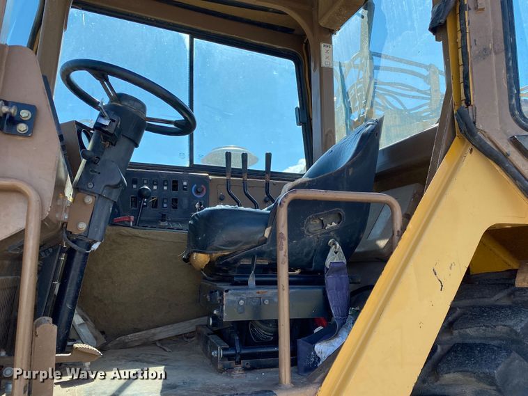 image for item DK6418 Caterpillar 615C  elevating scraper