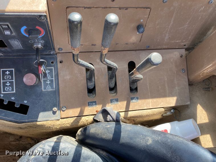 image for item DK6418 Caterpillar 615C  elevating scraper