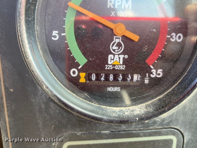 image for item DK6418 Caterpillar 615C  elevating scraper