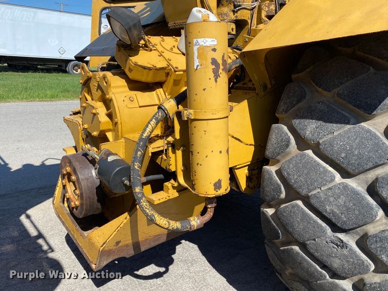 image for item DK6418 Caterpillar 615C  elevating scraper