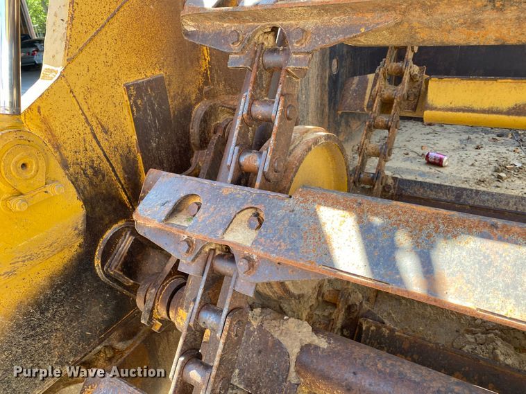 image for item DK6418 Caterpillar 615C  elevating scraper