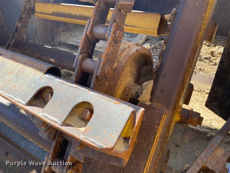 image for item DK6418 Caterpillar 615C  elevating scraper
