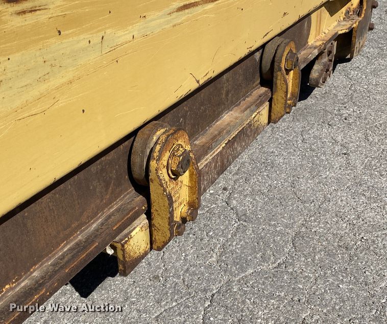 image for item DK6418 Caterpillar 615C  elevating scraper