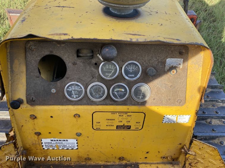 image for item DK6436 1969 Case 450  dozer