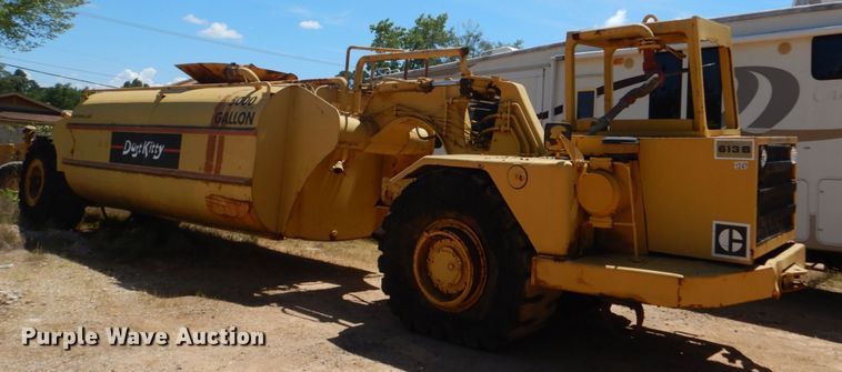 image for item DK7002 1979 Caterpillar 613B  water wagon