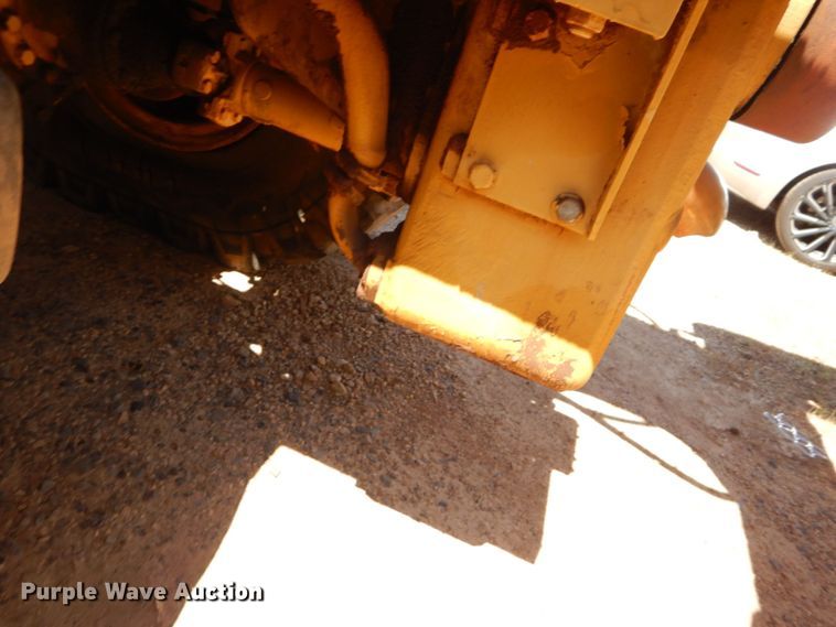 image for item DK7002 1979 Caterpillar 613B  water wagon