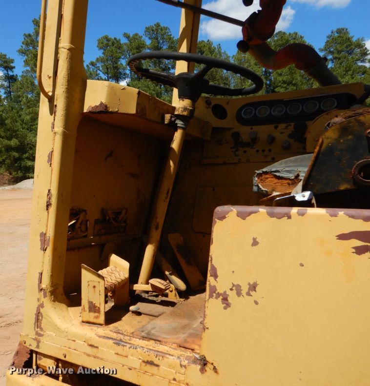 image for item DK7002 1979 Caterpillar 613B  water wagon