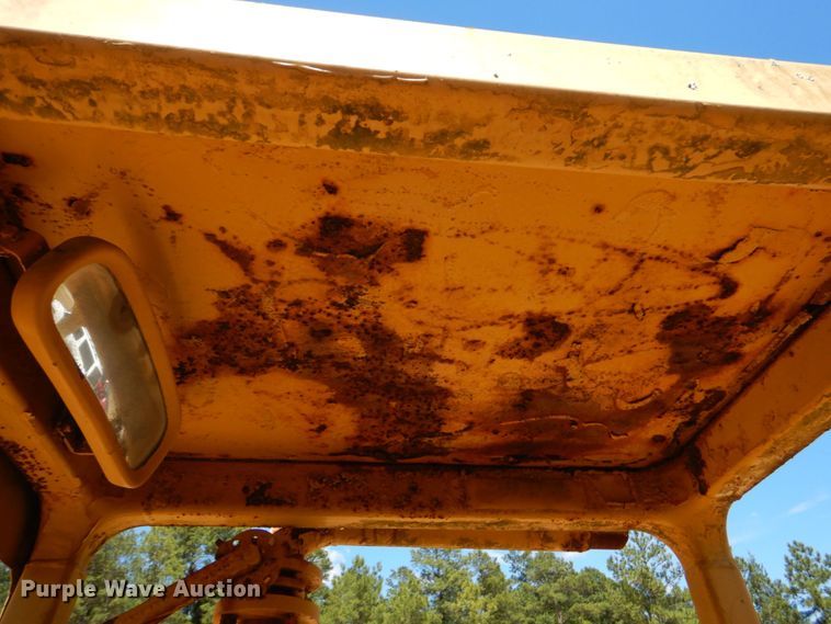 image for item DK7002 1979 Caterpillar 613B  water wagon