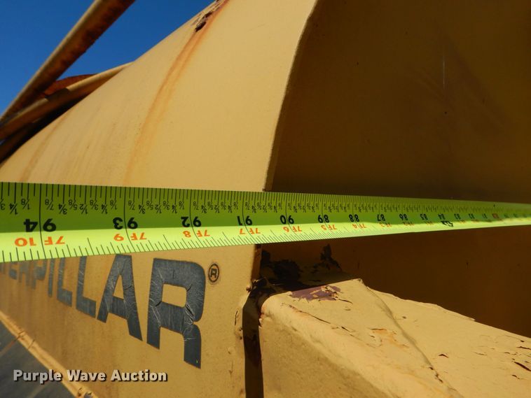 image for item DK7002 1979 Caterpillar 613B  water wagon