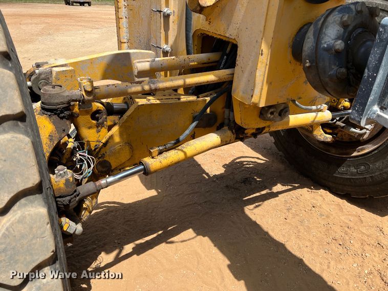 image for item DK7004 2008 John Deere 772D  motor grader